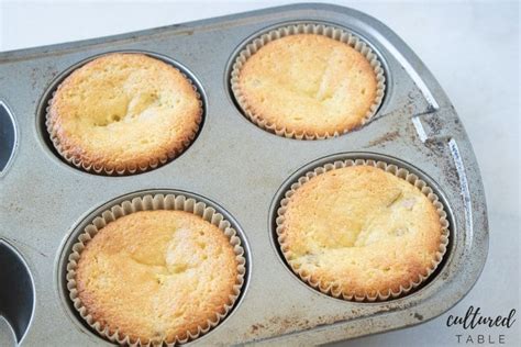 delicious-lemon-fig-olive-oil-cupcake-recipe-cultured image