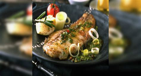 grilled-fish-in-garlic-butter-sauce image