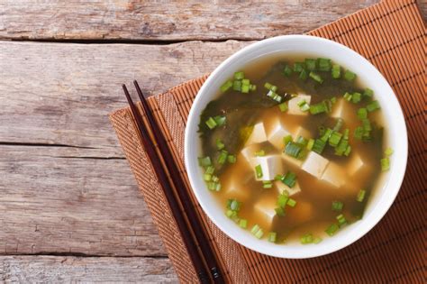 authentic-japanese-miso-soup-recipe-how-to-make-easy image