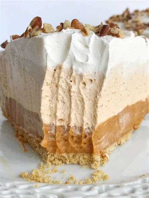 no-bake-triple-layer-pumpkin-spice-pudding-pie image
