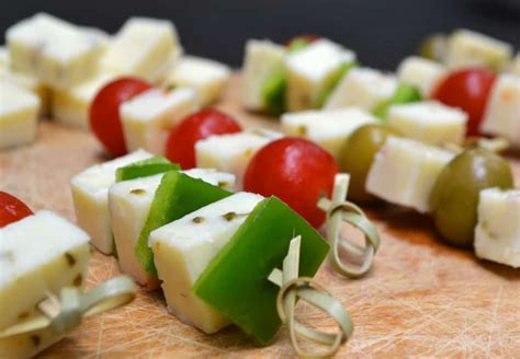 cheesy-chunky-cheddar-tuna-salad-crafty-cooking image