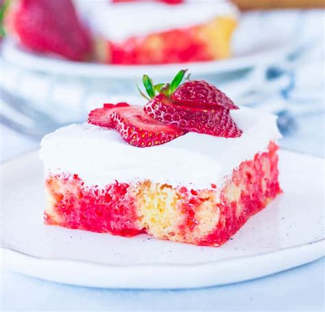 easy-strawberry-lemonade-cake-the-itsy-bitsy-kitchen image