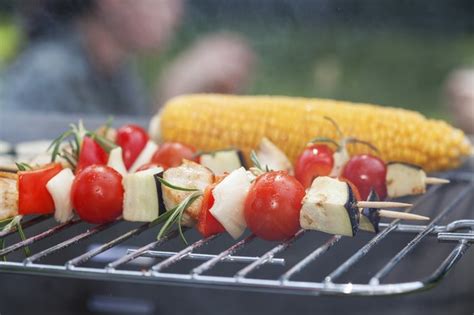 how-to-cook-shish-kebab-on-the-grill-livestrong image