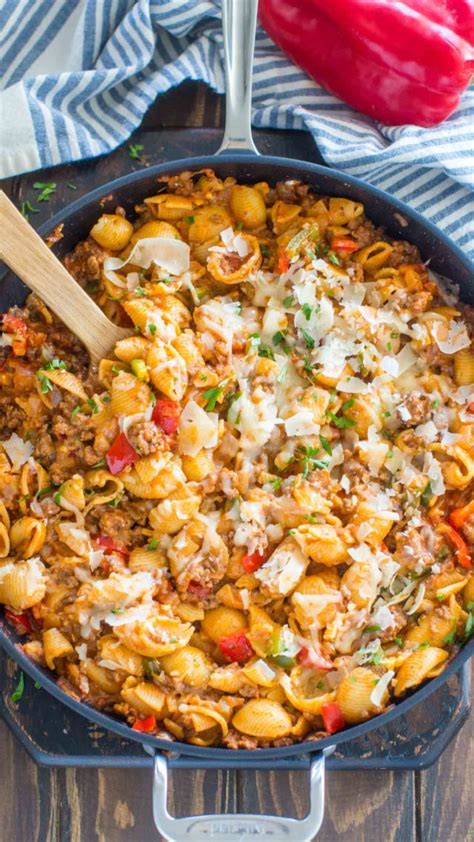 cheesy-stuffed-pepper-skillet-with-pasta-30-minutes image
