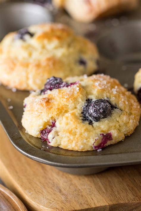 best-ever-buttermilk-blueberry-muffins-lovely-little image