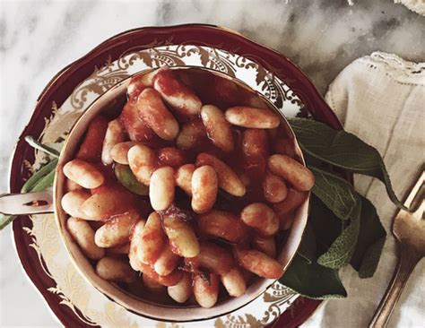 tuscan-cannellini-beans-recipe-gourmet-project image