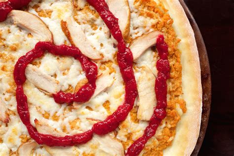 thanksgiving-leftovers-pizza-recipe-cooking-with image