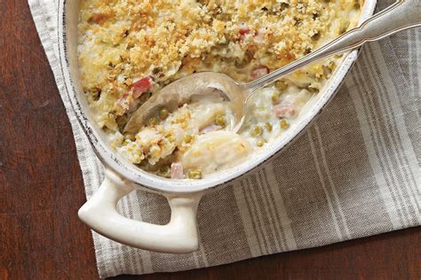 scalloped-potatoes-with-peas-and-ham image