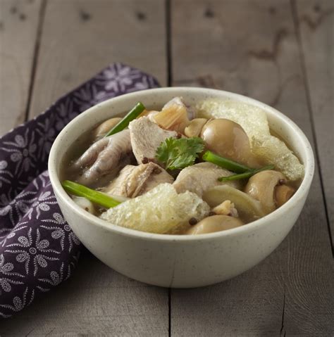 grannys-chicken-soup-my-singapore-food image