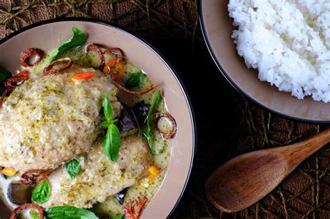 slow-cooker-thai-green-curry-chicken-food-for-net image