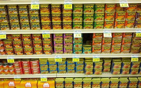 all-the-many-flavors-of-hawaiian-spam-food-8nd-trips image