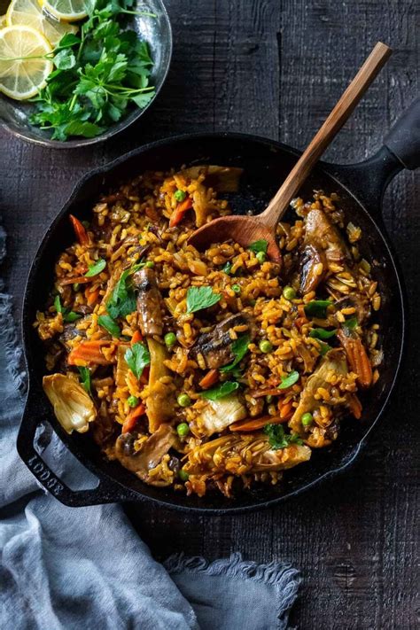 vegetable-paella-recipe-feasting-at-home image