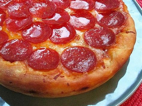 pizza-hut-pan-pizza-copycat-recipe-top-secret image