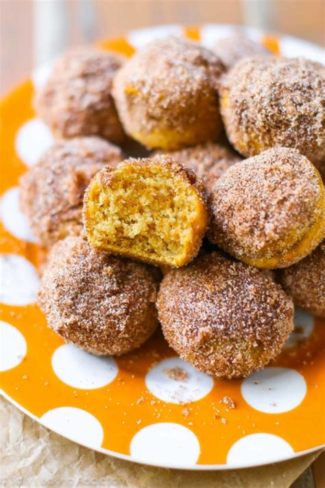 mini-cinnamon-sugar-pumpkin-muffins image