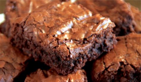 13-of-the-best-healthy-brownie-recipes-greatist image
