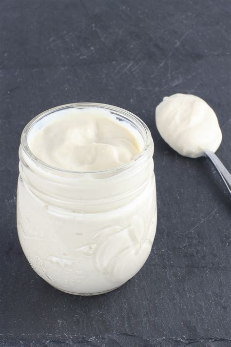 vegan-oil-free-mayonnaise-4-ways-healthy image