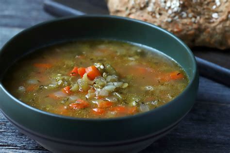 hearty-split-pea-and-ham-soup-dish-n-the-kitchen image