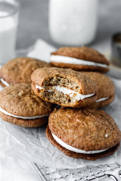 banana-cookies-with-cream-cheese-frosting-baran image