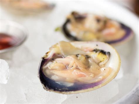 why-raw-clams-are-making-a-comeback-in-new-england image