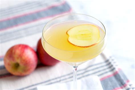 ginger-apple-martini-recipe-inspired-taste image