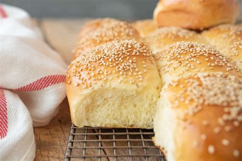 easy-sesame-bread-rolls-culinary-ginger image