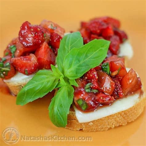 strawberry-bruschetta image