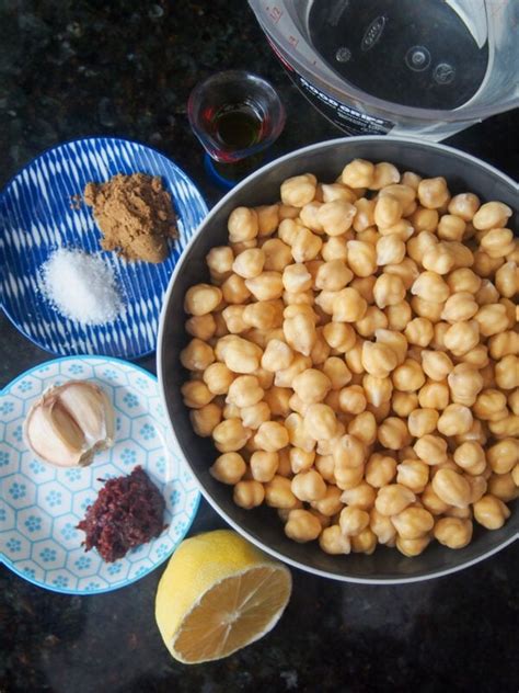lablabi-tunisian-chickpea-soup-curious-cuisiniere image