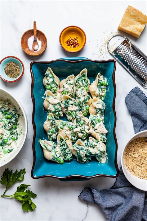 creamy-stuffed-shells-with-tuna-and-spinach-olive image
