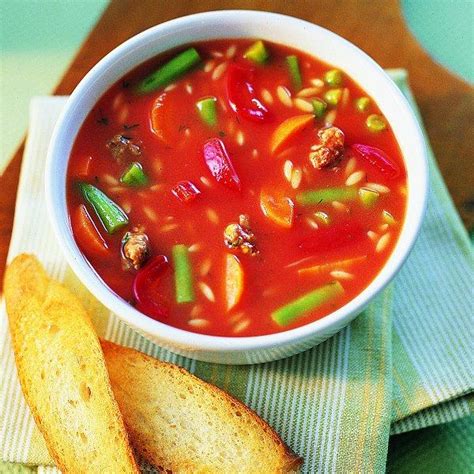 italian-sausage-and-tomato-soup-chatelaine image