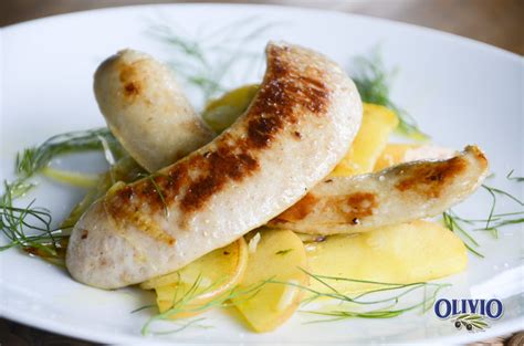 brats-with-apple-and-onion-olivio image