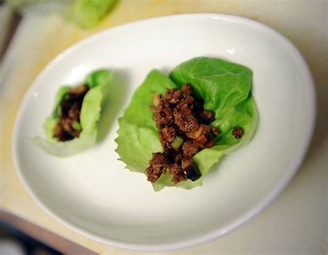lettuce-wraps-with-chicken-and-chinese-sausage-the-star image