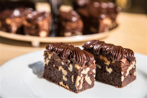 amazing-double-chocolate-walnut-brownies-healthy image