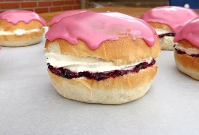 berry-iced-buns-with-cream-and-homemade-jam-tasty image