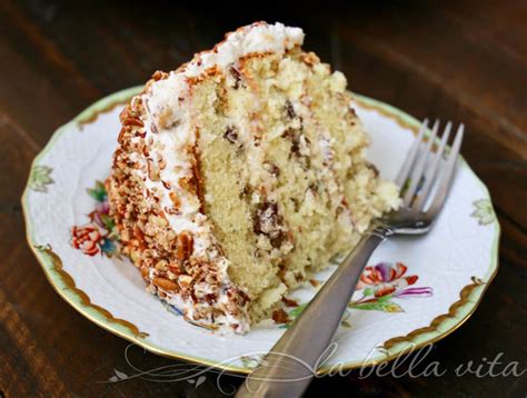secret-to-the-best-classic-italian-cream-cake-delicious image