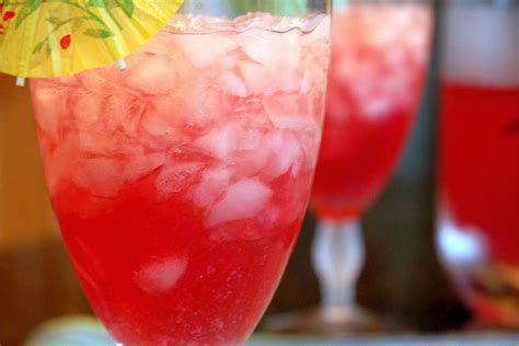 25-summer-cocktails-allrecipes image