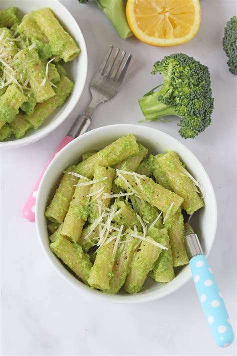 broccoli-pesto-pasta-for-kids-my-fussy-eater image