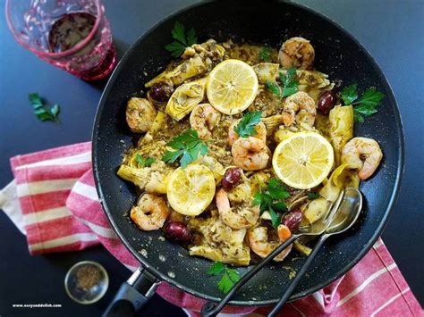 10-minute-one-pot-seafood-in-pesto-sauce-with-video image
