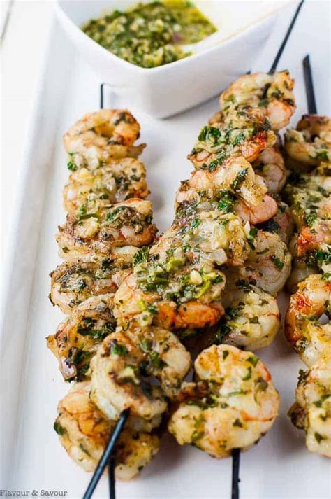 10-minute-grilled-chimichurri-shrimp-skewers-flavour image