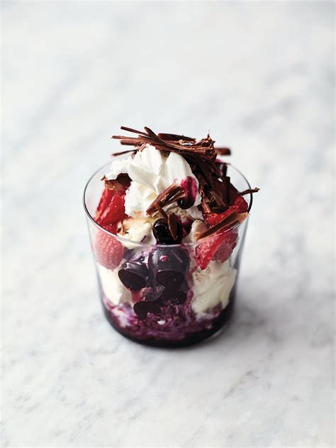 berry-meringue-ripple-jamie-oliver-dessert image