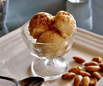 almond-ice-cream-spain image