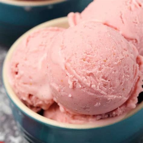 4-easy-ways-to-make-ice-cream-without-an-ice-cream image