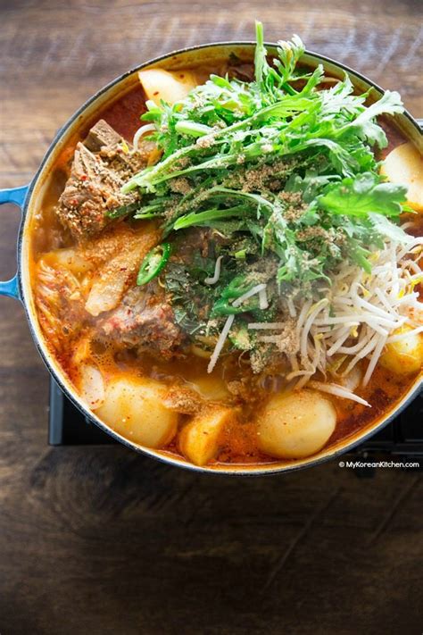 gamjatang-pork-bone-soup-my-korean-kitchen image