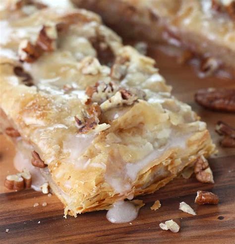 easy-maple-pecan-apple-strudel-eat-in-eat-out image