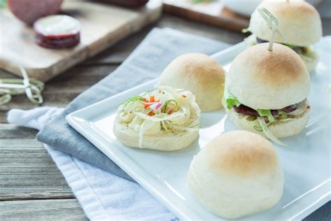 grilled-summer-sausage-sliders-recipe-hickory-farms image