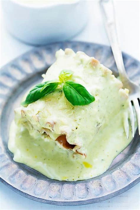 creamy-pesto-chicken-lasagna-rolls-creme-de-la-crumb image