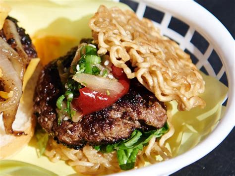 ramen-sliders-and-kimchi-ketchup-with-potato-chips-and image