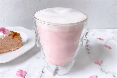 how-to-make-sakura-latte-at-home-dreamy-cup image