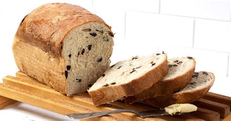 classic-raisin-bread-seasons-and-suppers image