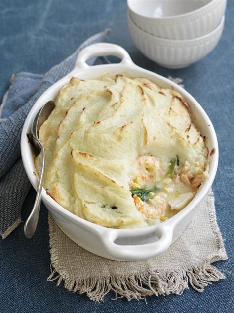 fish-pie-with-potato-topping-healthy-food-guide image