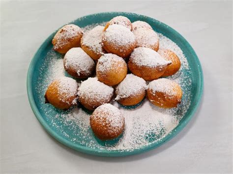 how-to-make-ricotta-beignets-erin-mcdowell-food image